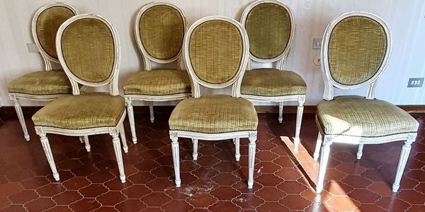 



Sei sedie in stile 700   - Asta Antiquariato e Sculture, Gioielli e Collezionismo - Poggio Bracciolini Casa d'Aste