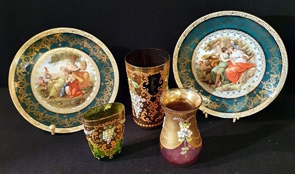 



Coppia di piatti, Francia, sec. XX  - Asta ARREDI, OGGETTI D'ARTE, GIOIELLI E ARGENTI - Poggio Bracciolini Casa d'Aste