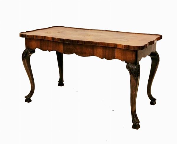 Tavolino da fumo, in stile 700  - Asta Antiquariato e Sculture, Gioielli e Collezionismo - Poggio Bracciolini Casa d'Aste
