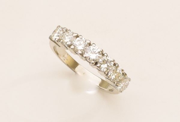



ANELLO VERETTA IN ORO BIANCO 18KT E DIAMANTI