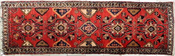 



Tappeto persiano, Mossul, sec. XX  - Asta ANTIQUARIATO, COLLECTIBLES, GIOIELLI - Poggio Bracciolini Casa d'Aste