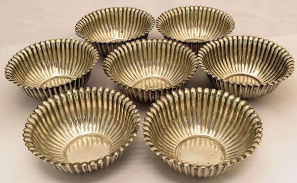 



SETTE VASCHETTE ARGENTO SEC.XX  - Asta Antiquariato e Sculture, Gioielli e Collezionismo - Poggio Bracciolini Casa d'Aste