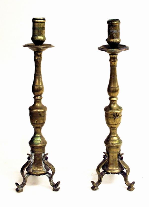 



Coppia di candelieri, sec. XIX  - Asta OPERE E OGGETTI D'ARTE ANTICA E CONTEMPORANEA, GIOIELLI - Poggio Bracciolini Casa d'Aste