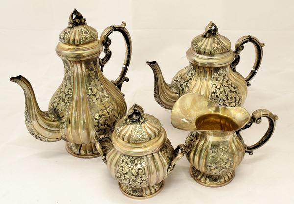 



SERVITO DA TE' E CAFFE' SEC. XX  - Asta OPERE E OGGETTI D'ARTE ANTICA E CONTEMPORANEA, GIOIELLI - Poggio Bracciolini Casa d'Aste