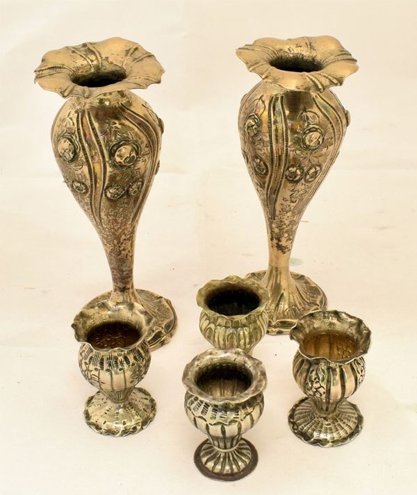 



COPPIA DI VASI SEC. XX  - Asta OPERE E OGGETTI D'ARTE ANTICA E CONTEMPORANEA, GIOIELLI - Poggio Bracciolini Casa d'Aste