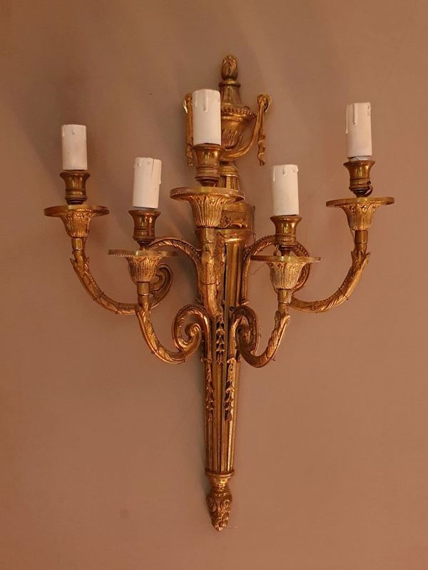 



Quattro applique, sec. XX   - Asta OPERE E OGGETTI D'ARTE ANTICA E CONTEMPORANEA, GIOIELLI - Poggio Bracciolini Casa d'Aste