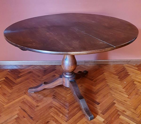 



Tavolo, sec. XIX   - Asta OPERE E OGGETTI D'ARTE ANTICA E CONTEMPORANEA, GIOIELLI - Poggio Bracciolini Casa d'Aste