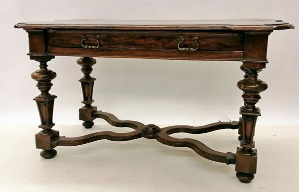 



Scrivania, in stile 700  - Asta OPERE E OGGETTI D'ARTE ANTICA E CONTEMPORANEA, GIOIELLI - Poggio Bracciolini Casa d'Aste