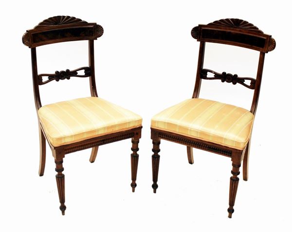 



Coppia di sedie, in stile Carlo X