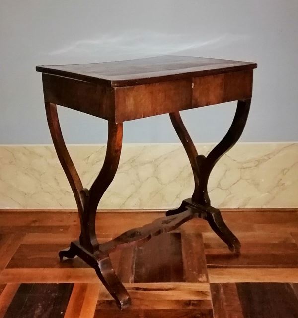 



Tavolino da lavoro, sec. XIX
