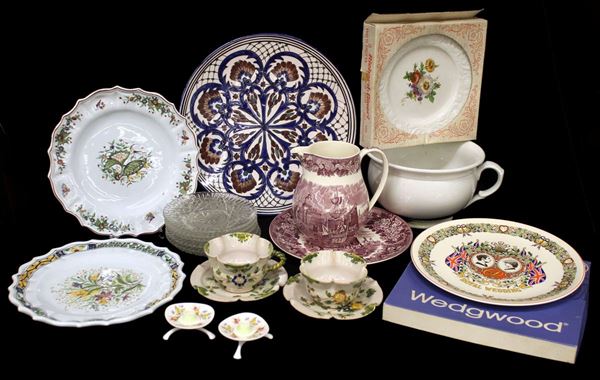 



Lotto di ceramiche, porcellane e vetri, sec. XX