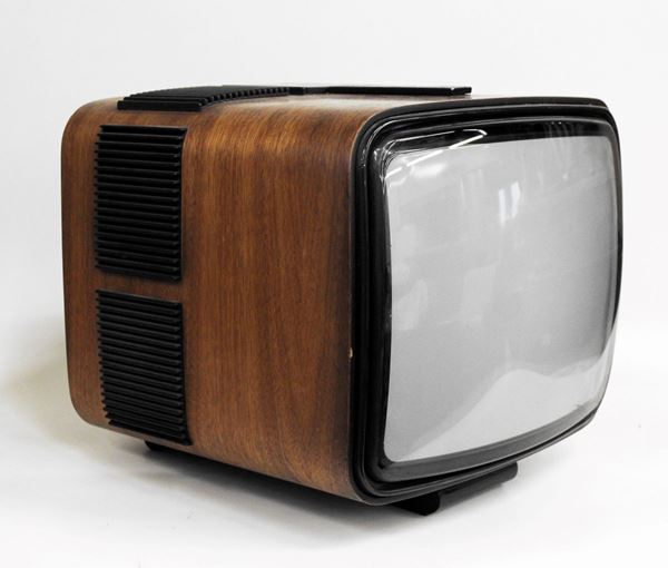 



Televisore, anni 70/80  - Asta OPERE E OGGETTI D'ARTE ANTICA E CONTEMPORANEA, GIOIELLI - Poggio Bracciolini Casa d'Aste