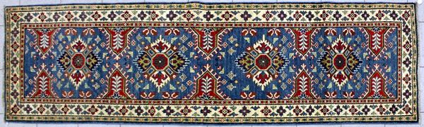 



Tappeto Kazak Ghazny, sec. XX