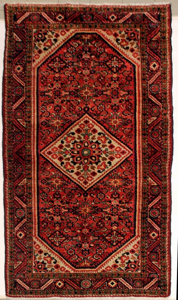 



Tappeto persiano Borcialu, vecchia manifattura  - Asta COLLECTIBLES, Mobili, Arredi e Dipinti dal secolo XVI al XX - Poggio Bracciolini Casa d'Aste