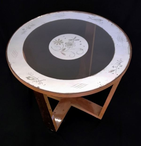 



Tavolino, art deco&rsquo; 