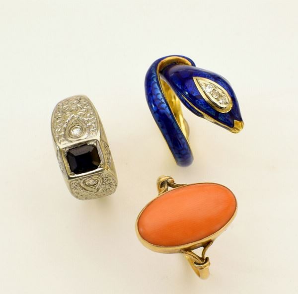 



ANELLO IN ORO 18KT , DIAMANTI E SMALTO