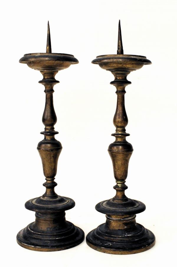 



Coppia di candelieri sec. XVIII 