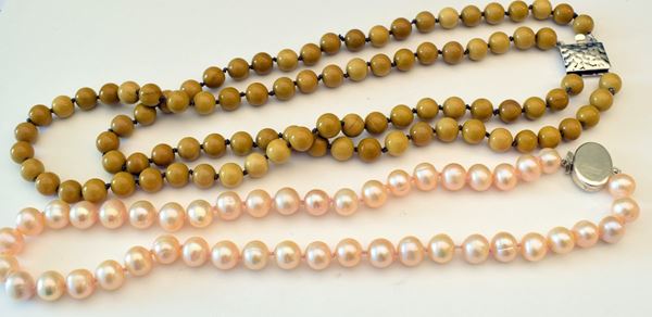 



COLLANA GIROCOLLO DI PIETRE NATURALI