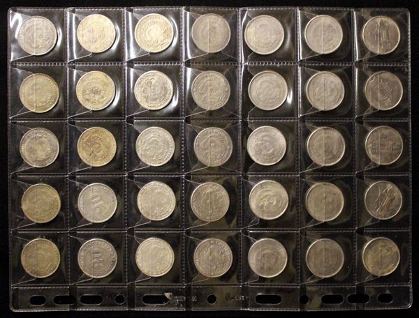 



Serie di trentacinque monete, Cina, sec. XX