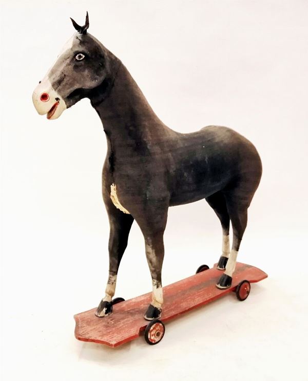 



Cavallino su rotelle, sec. XIX 