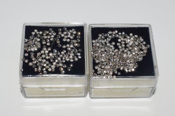 



KT 5,5 DI DIAMANTI BROWN