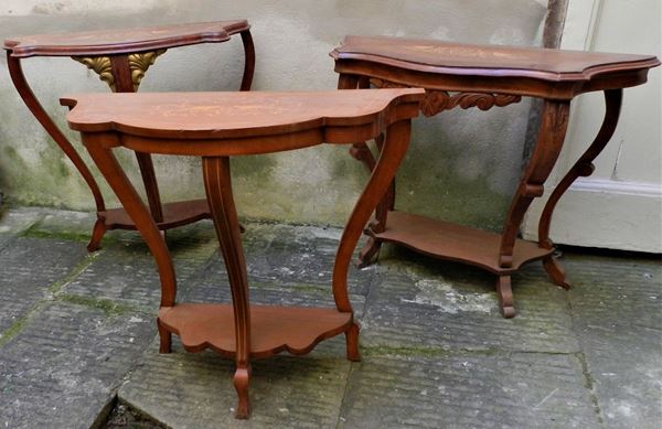Tre consolle, sec. XIX e XX  - Asta ANTIQUARIATO, COLLECTIBLES, GIOIELLI - Poggio Bracciolini Casa d'Aste