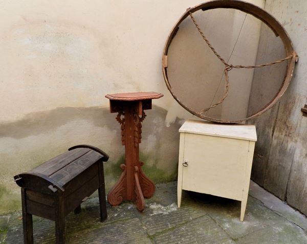 Quattro piccoli arredi 