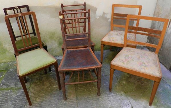 Sei sedie, sec. XX  - Asta ANTIQUARIATO, COLLECTIBLES, GIOIELLI - Poggio Bracciolini Casa d'Aste