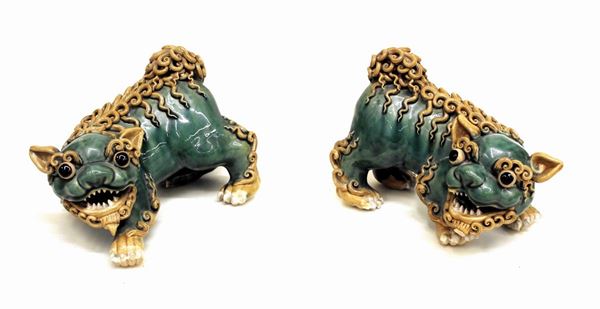 



Coppia di cani di Pho, Cina, sec. XX  - Asta ARREDI, OGGETTI D'ARTE, GIOIELLI E ARGENTI - Poggio Bracciolini Casa d'Aste