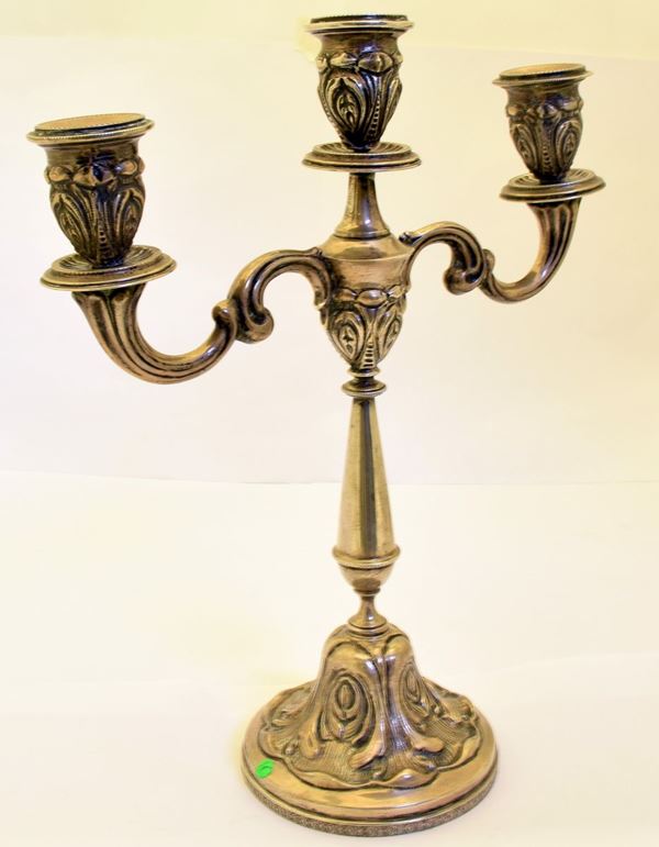 



CANDELABRO