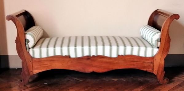 Divano a barca, sec. XIX  - Asta ANTIQUARIATO, COLLECTIBLES, GIOIELLI - Poggio Bracciolini Casa d'Aste