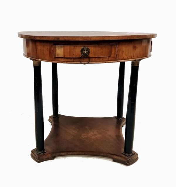 



Tavolino, Impero  - Asta ANTIQUARIATO, COLLECTIBLES, GIOIELLI - Poggio Bracciolini Casa d'Aste