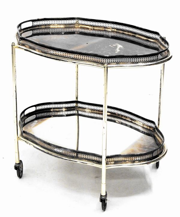 



Carrello da servizio, sec. XX  - Asta ARREDI, OGGETTI D'ARTE, GIOIELLI E ARGENTI - Poggio Bracciolini Casa d'Aste