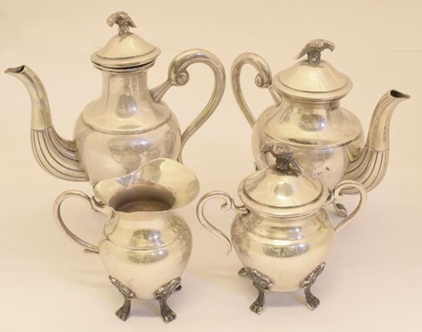 



SERVITO DA TE' E CAFFE'&nbsp; SEC.XX   - Asta ANTIQUARIATO, COLLECTIBLES, GIOIELLI - Poggio Bracciolini Casa d'Aste