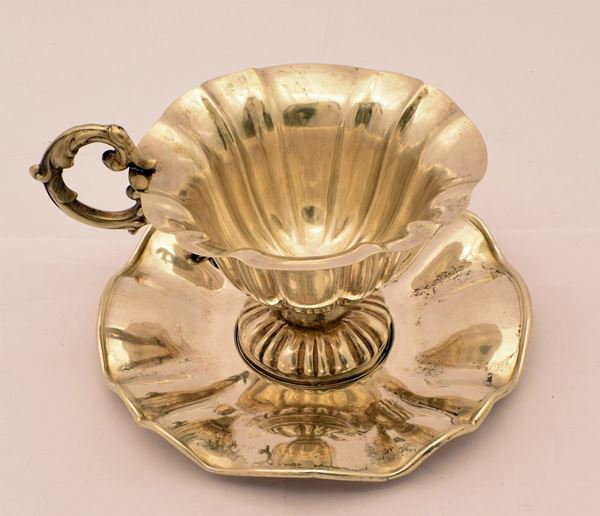 



TAZZA CON PIATTINO, MILANO SEC. XIX ARGENTIERE G. POMIZZO
