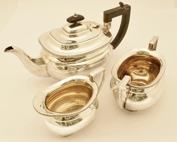 



SERVITO DA TE' , INGHILTERRA  - Asta ANTIQUARIATO, COLLECTIBLES, GIOIELLI - Poggio Bracciolini Casa d'Aste