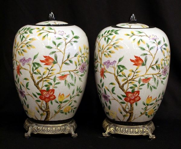 



Coppia di potiche, sec. XX  - Asta ANTIQUARIATO, COLLECTIBLES, GIOIELLI - Poggio Bracciolini Casa d'Aste
