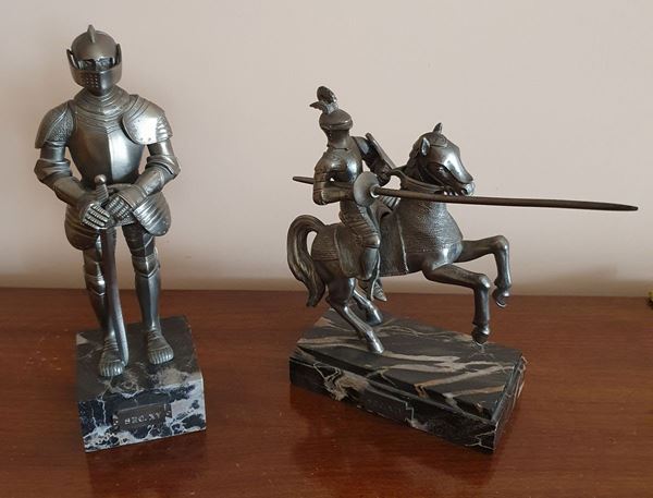 



Due sculture, sec. XX