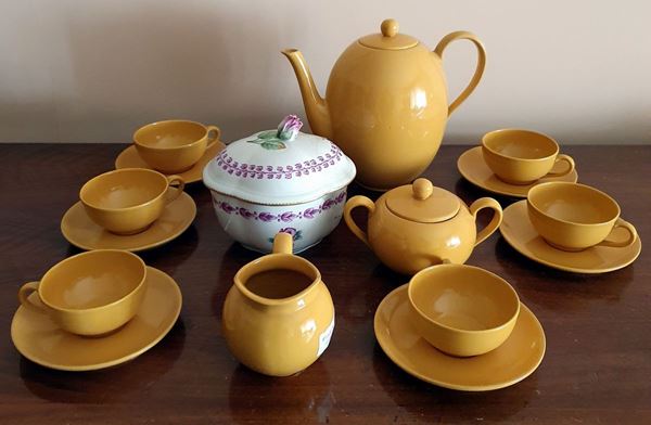 



Servito da Caff&egrave;, sec. XX  - Asta ANTIQUARIATO, COLLECTIBLES, GIOIELLI - Poggio Bracciolini Casa d'Aste