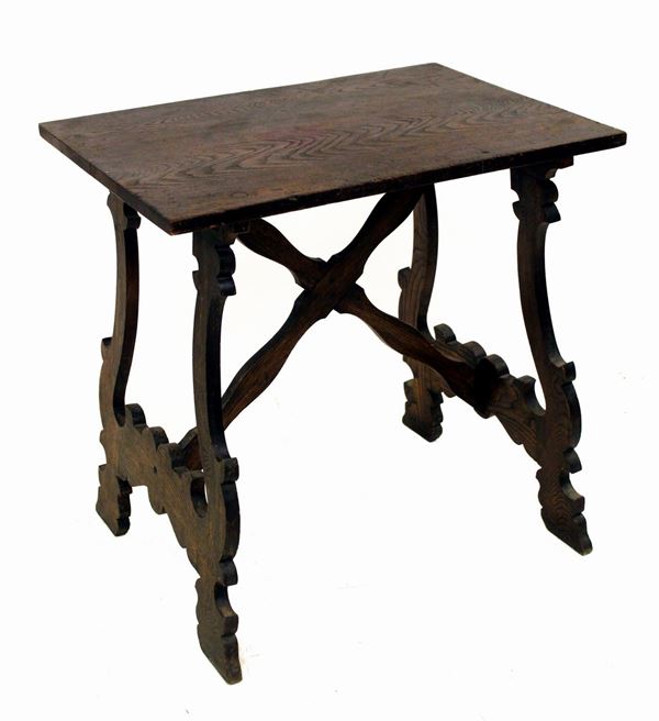 



Tavolino, in stile 600  - Asta ANTIQUARIATO, COLLECTIBLES, GIOIELLI - Poggio Bracciolini Casa d'Aste
