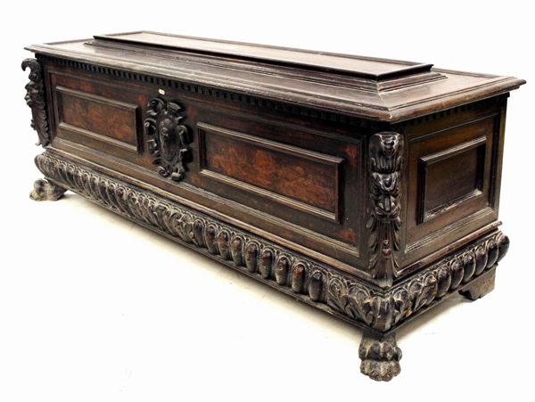 



Cassapanca, sec. XVII  - Asta ANTIQUARIATO, COLLECTIBLES, GIOIELLI - Poggio Bracciolini Casa d'Aste