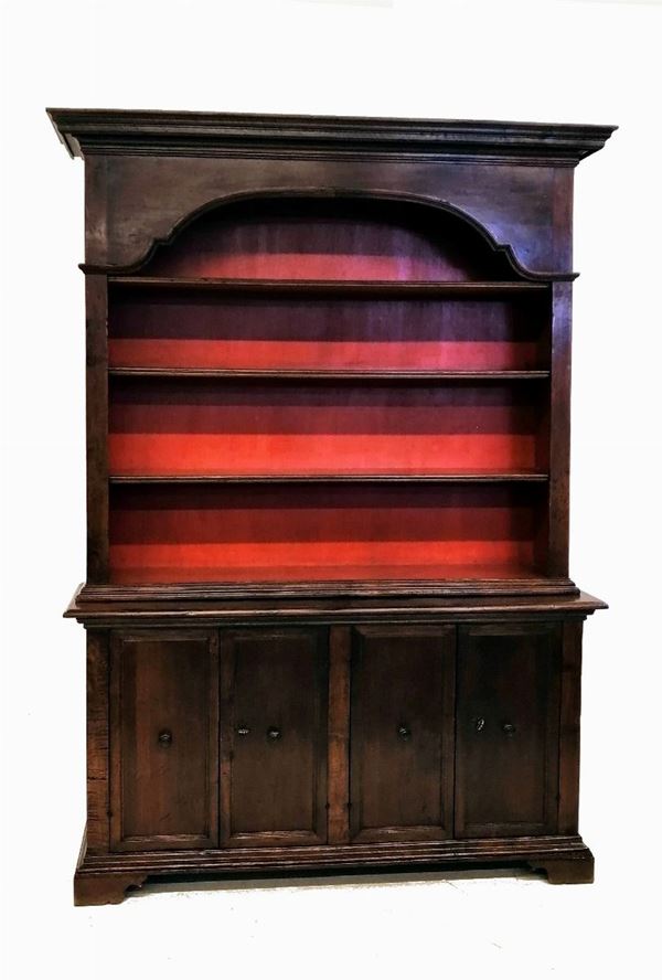 



Credenza con alzata a giorno, sec. XX