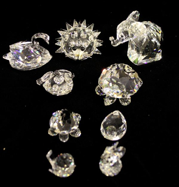 



Lotto composto da nove oggetti in cristallo Swarovski, sec. XX