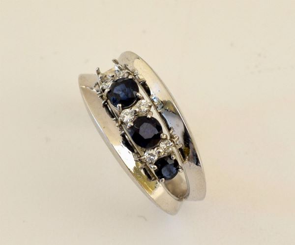 ANELLO IN ORO BIANCO 18KT DIAMANTI ZAFFIRI