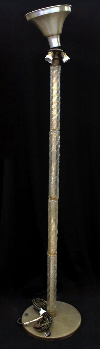 



Lampada da terra, anni 40
