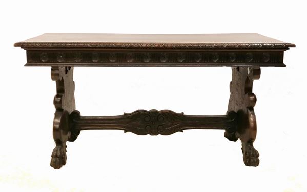 Tavolo scrivania, in stile rinascimento  - Asta COLLECTIBLES, Mobili, Arredi e Dipinti dal secolo XVI al XX - Poggio Bracciolini Casa d'Aste