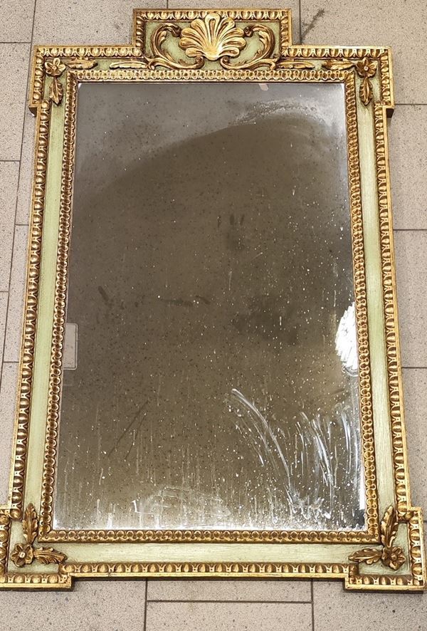 



Specchiera, in stile sec XVIII  - Asta MOBILI E ARREDI - Poggio Bracciolini Casa d'Aste