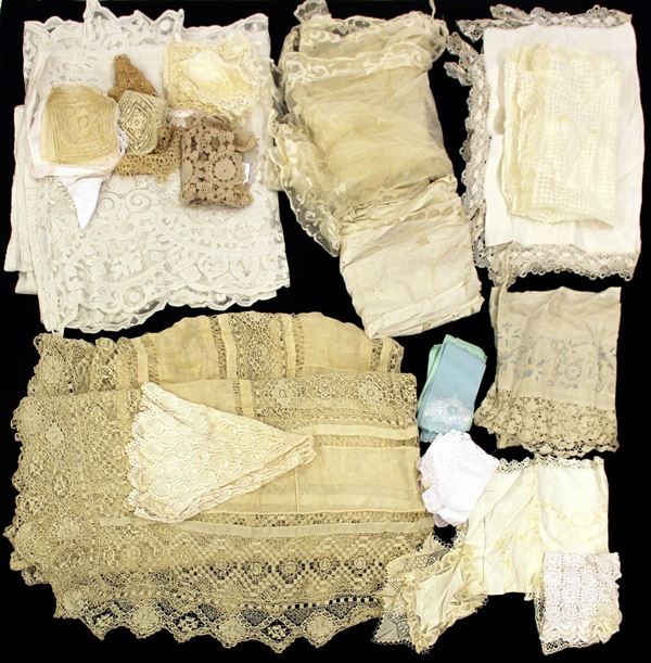 



Lotto di biancheria varia, sec. XX  - Asta ARREDI, OGGETTI D'ARTE, GIOIELLI E ARGENTI - Poggio Bracciolini Casa d'Aste