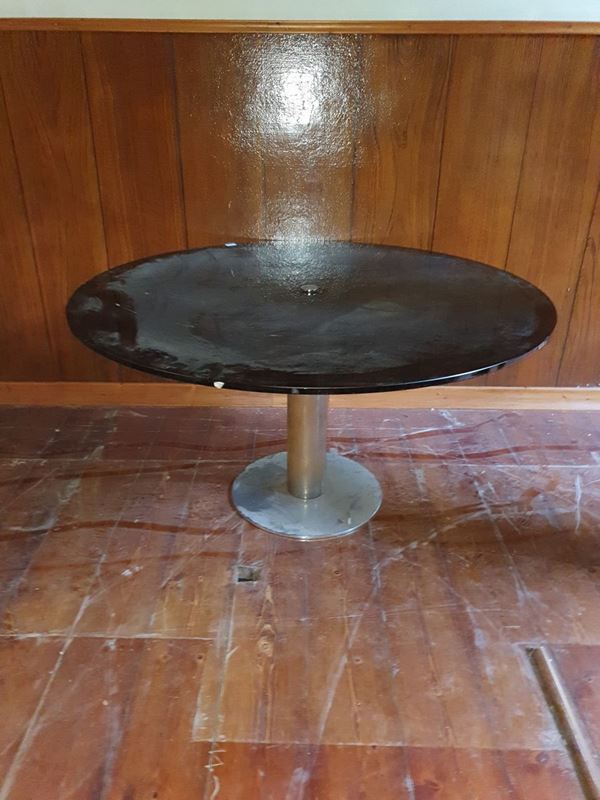 Tavolo tondo, anni 80