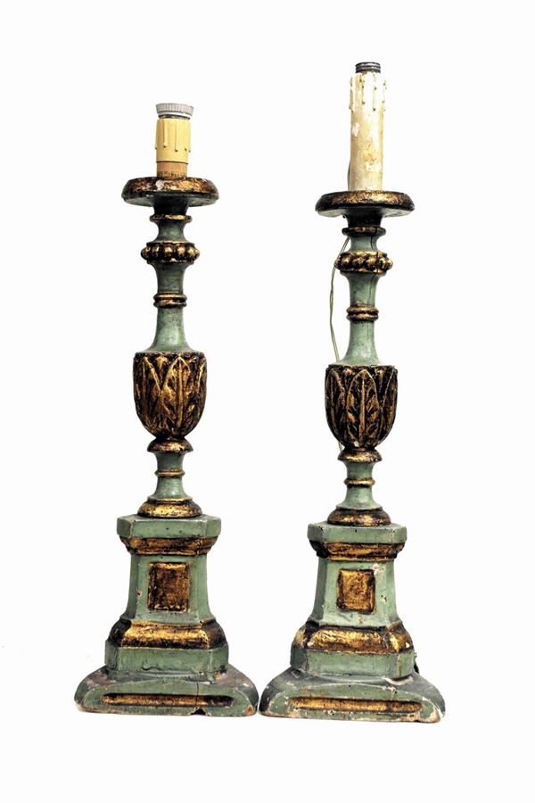 



Coppia di candelieri, sec. XVIII